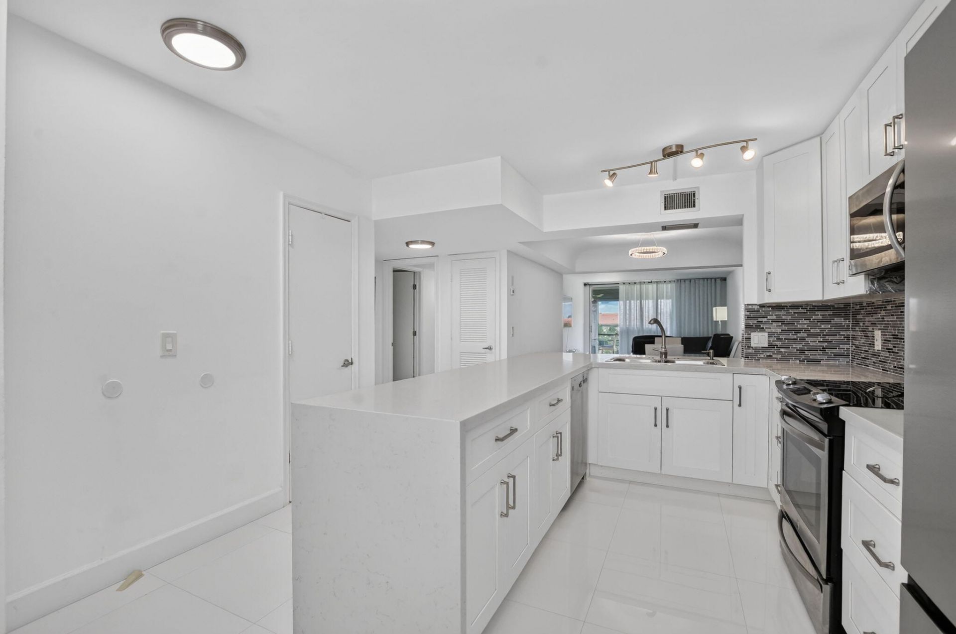 23099 Barwood Lane N, Unit 308, Boca Raton, FL 33428 Photo