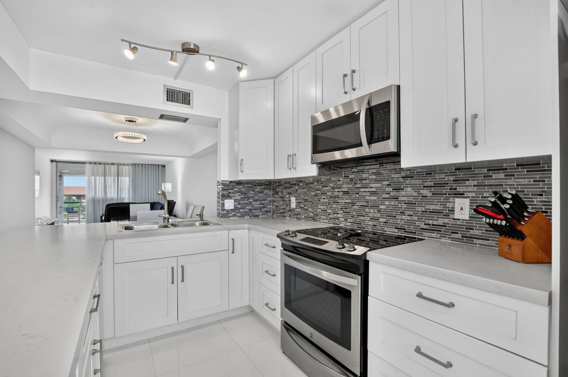 23099 Barwood Lane N, Unit 308, Boca Raton, FL 33428 Photo
