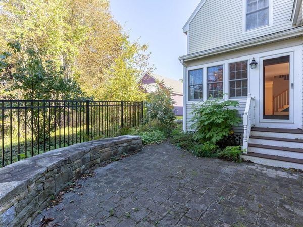 796 Middle Street, Unit 3, Portsmouth, NH 03801