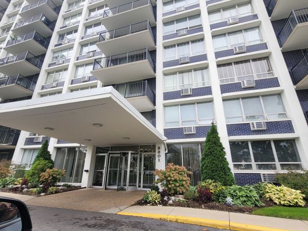 8801 GOLF Road , Unit 11C, Niles, IL 60714