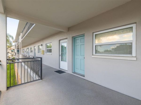 211 PASADENA AVENUE N, Unit 206, ST PETERSBURG, FL 33710