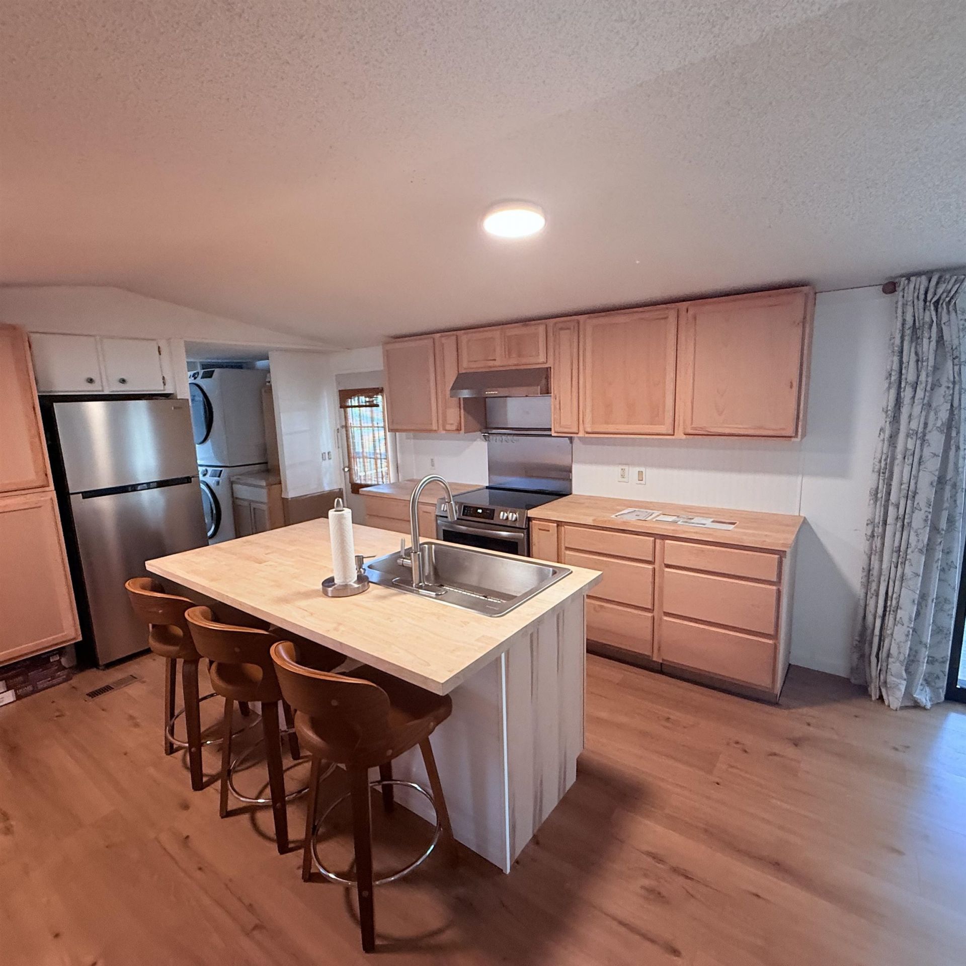 151 Crooked Island Circle  Photo 11