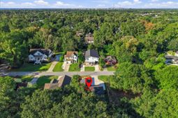 736 Kent Street photo 4