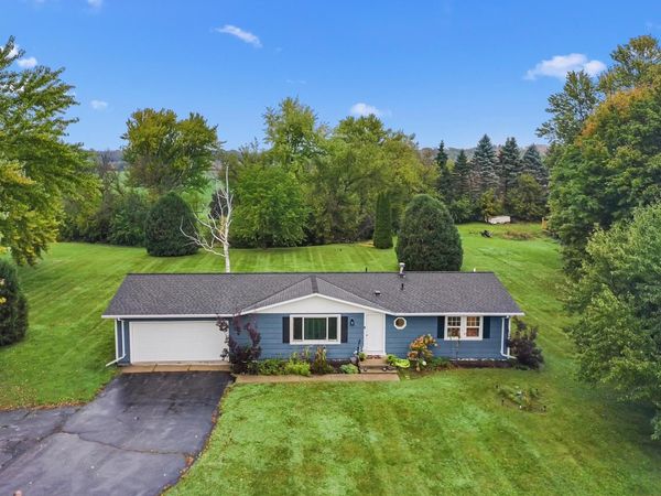 W122 County Rd U, Genoa City, WI 53128