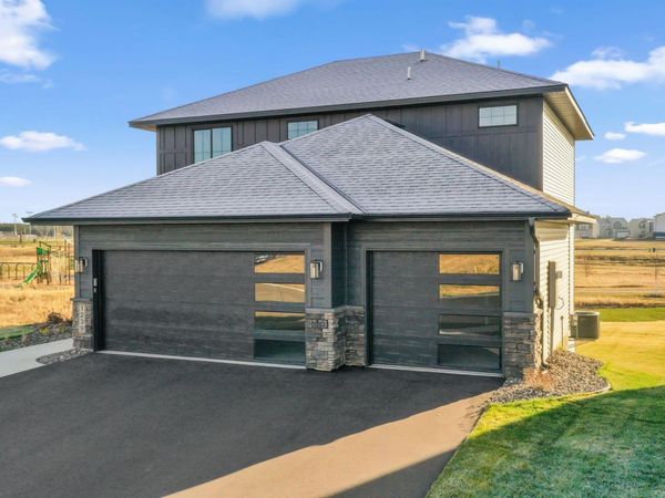 15781 Aquila Avenue, Savage, MN 55378