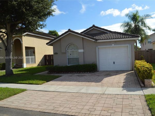 14781 SW 156th Ave , Miami, FL 33196