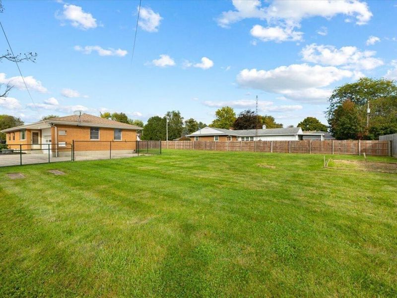 606 W Lake Avenue, New Carlisle, OH 45344 Photo 60