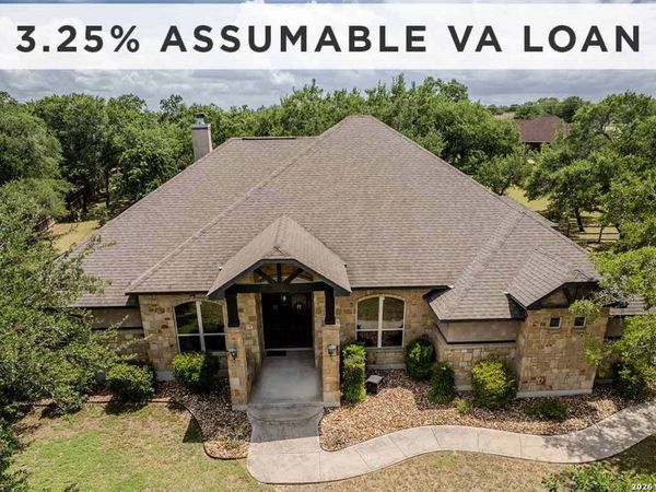 105 Elk Run, La Vernia, TX 78121