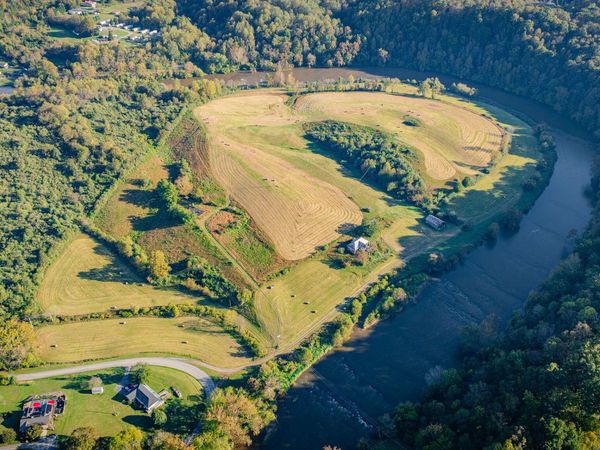 603 Warm Springs Road, Weber City, VA 24290
