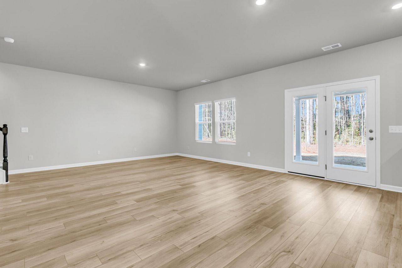340 O'leary Circle Photo 13
