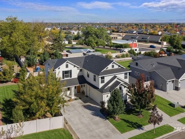 11048 W Victoria Dr, Nampa, ID 83686