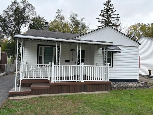18517 Deering Street, Livonia, MI 48152
