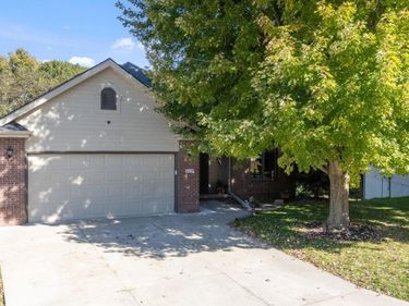 219 Antioch Drive, Council Bluffs, IA 51503