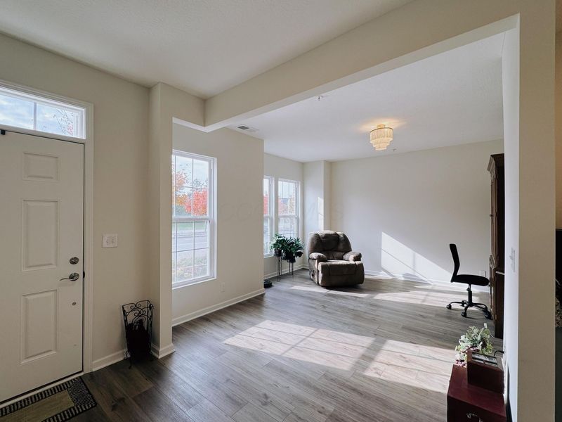 4176 John Shields Parkway , Unit 202, Dublin, OH 43017 Photo 2