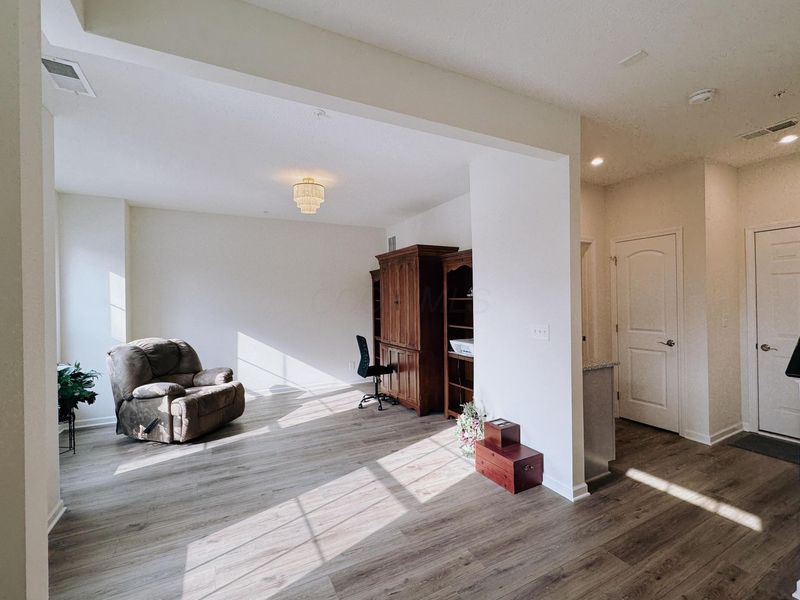 4176 John Shields Parkway , Unit 202, Dublin, OH 43017 Photo 3