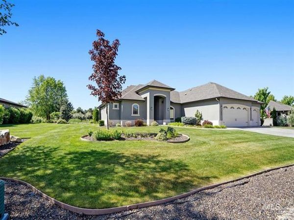 11887 W Pinewood River Lane, Star, ID 83669