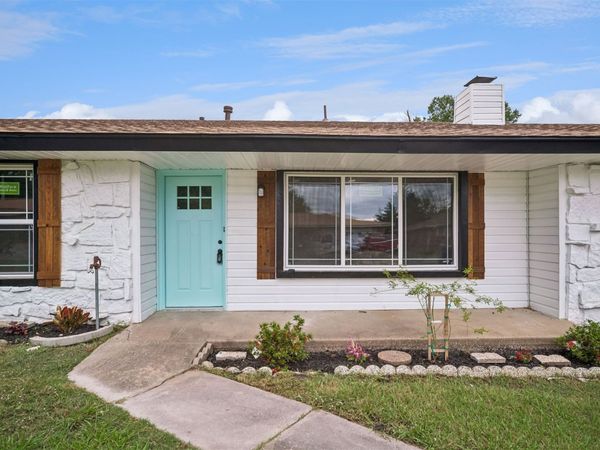 1406 W Clint Street , Claremore, OK 74017