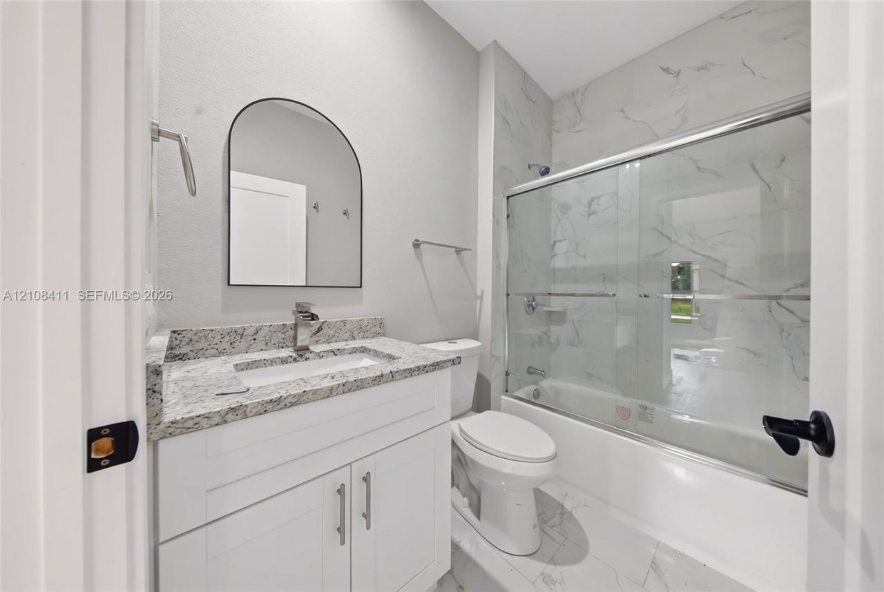 527 Avenida Del Sur, Clewiston, FL 33440 Photo