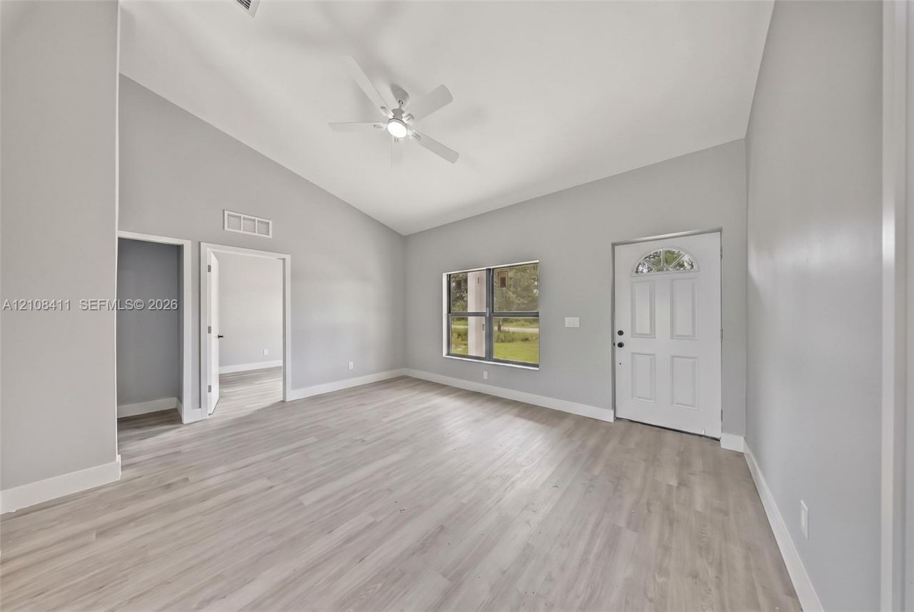 527 Avenida Del Sur, Clewiston, FL 33440 Photo
