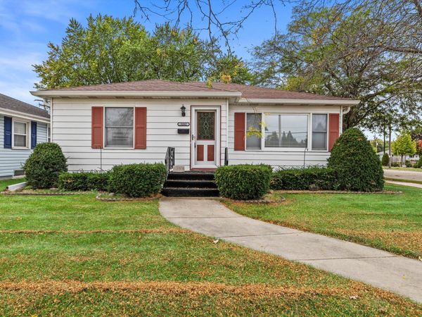 3202 22nd Ave, Kenosha, WI 53140