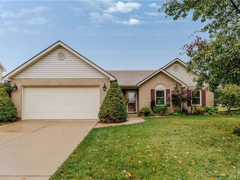 2622 Renwick Way, Troy, OH 45373 Photo 2