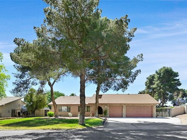 1021 Jimmy Circle , Las Vegas, NV 89123