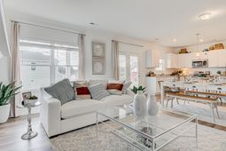 402 O'leary Circle photo 4