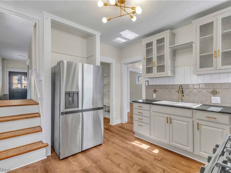 17445 Northwood Avenue, Lakewood, OH 44107 Photo 9