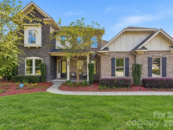 101 Enclave Boulevard, Matthews, NC 28104