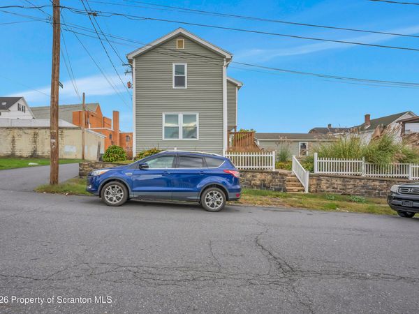 1012 Oxford Street , Scranton, PA 18504