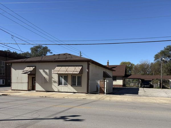1701 E 4Th Street, Waterloo, IA 50703