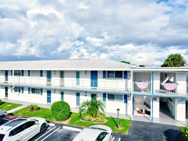 1118 Lake Terrace, Unit 215, Boynton Beach, FL 33426