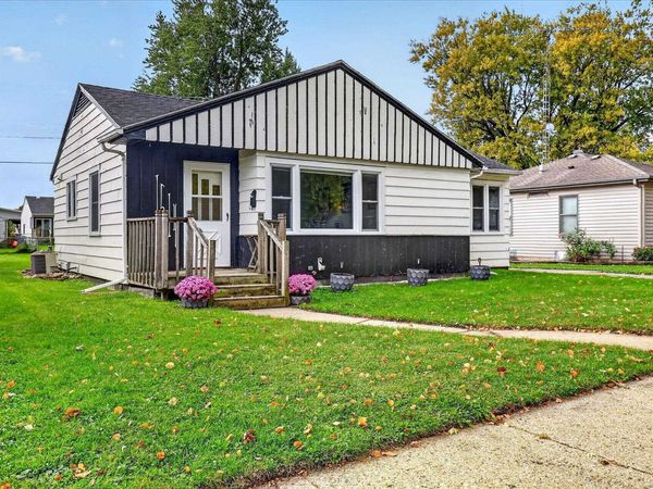 1514 Blaine Avenue, Janesville, WI 53545