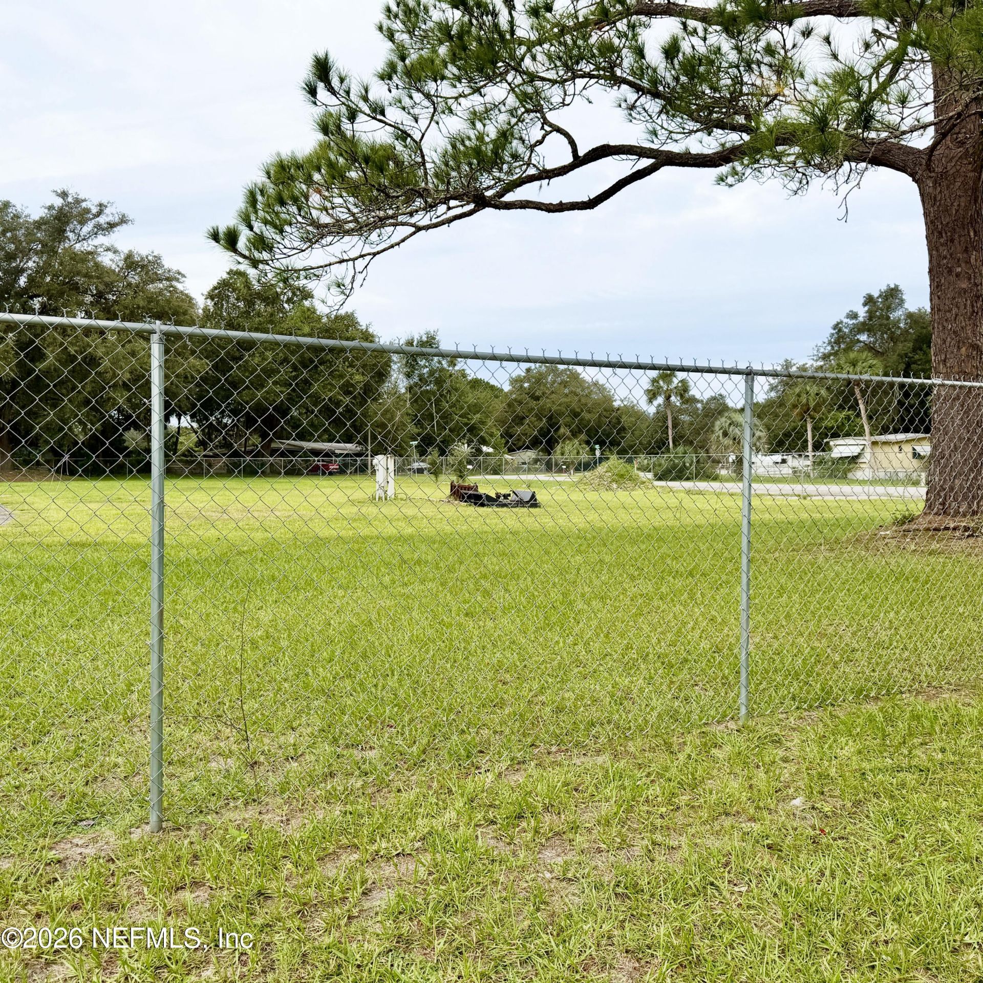 888 State Road 20, Interlachen, FL 32148 Photo