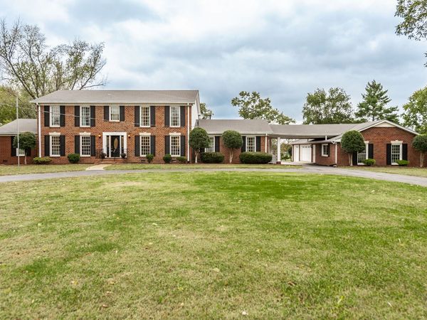 1781 Hickory Trace Dr, Gallatin, TN 37066