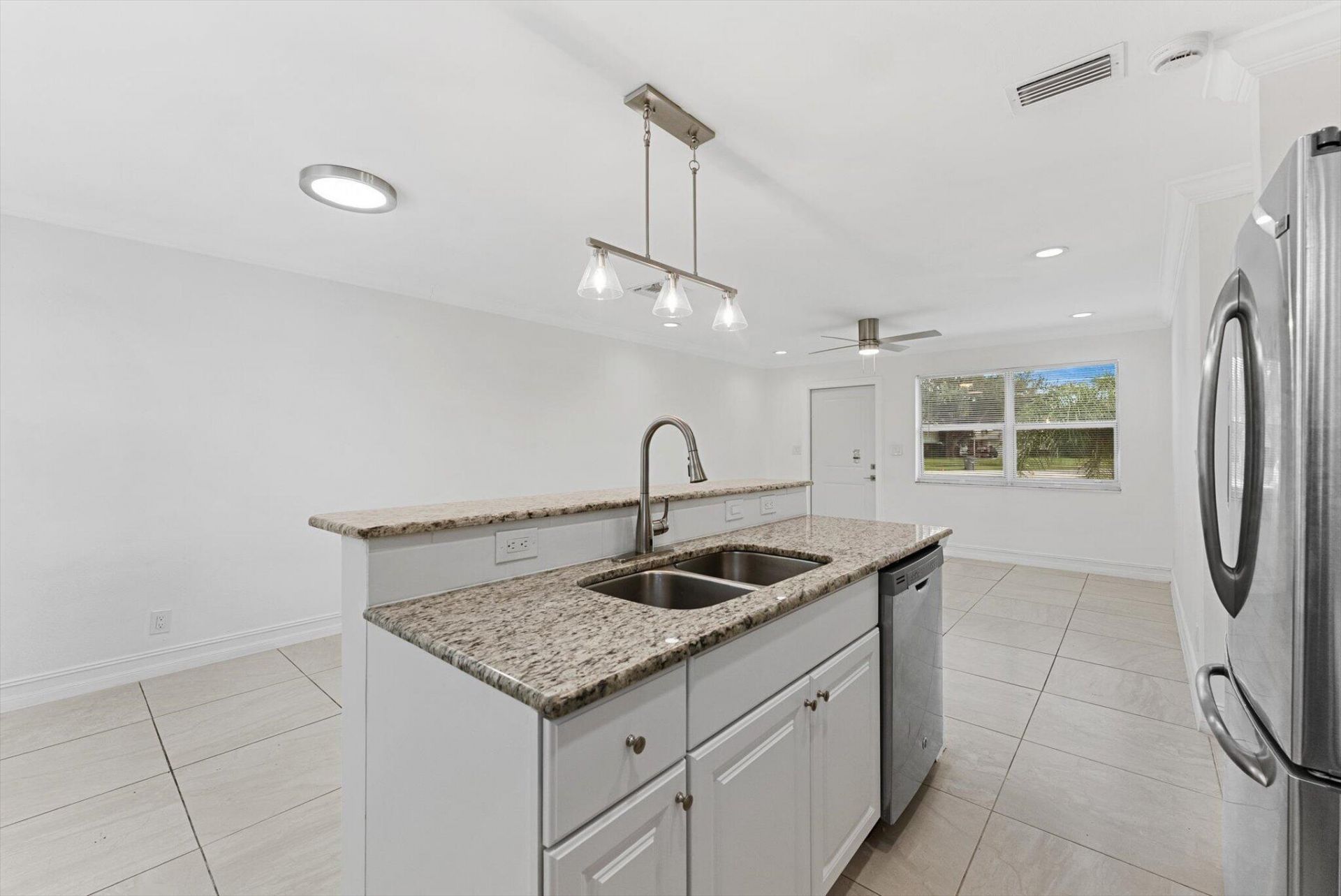 1420 9th Street, Lake Park, FL 33403 Photo