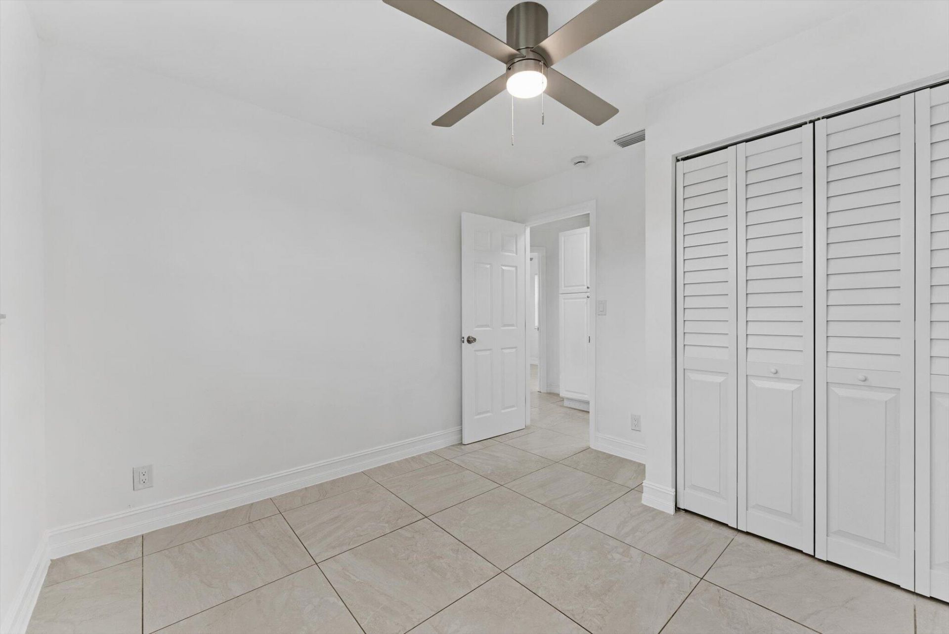 1420 9th Street, Lake Park, FL 33403 Photo