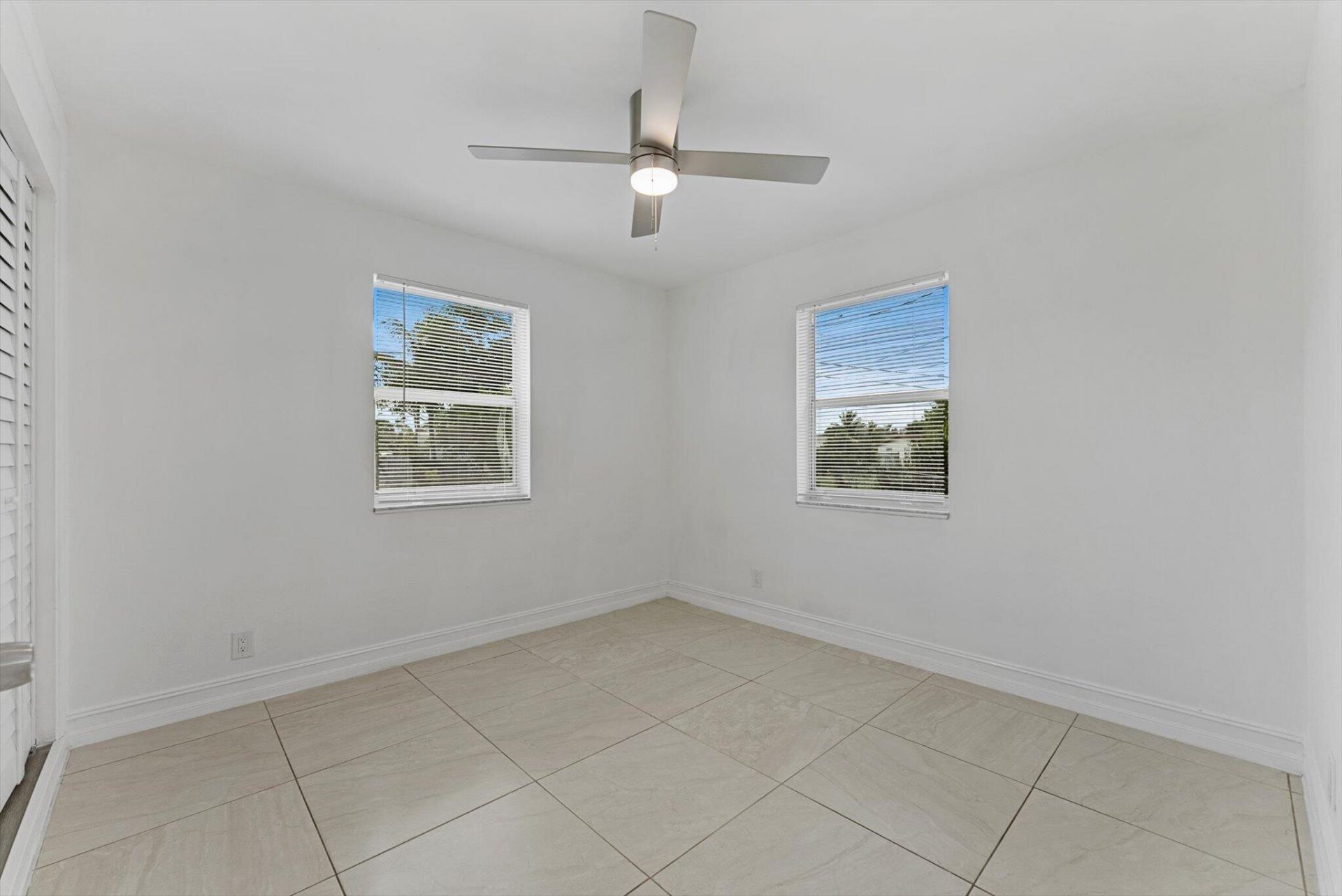1420 9th Street, Lake Park, FL 33403 Photo