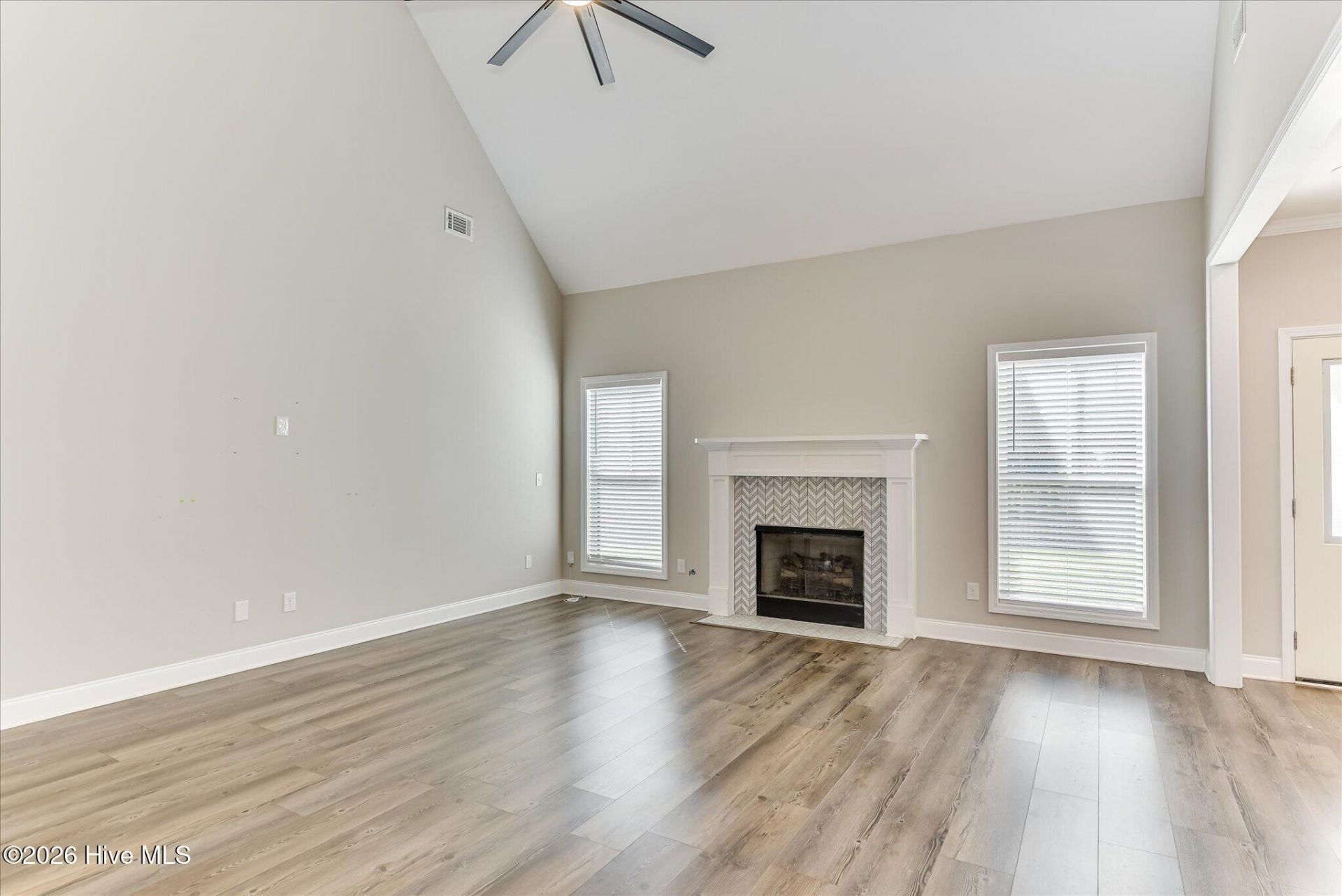 1302 Lake Greenwood Drive  Photo 10