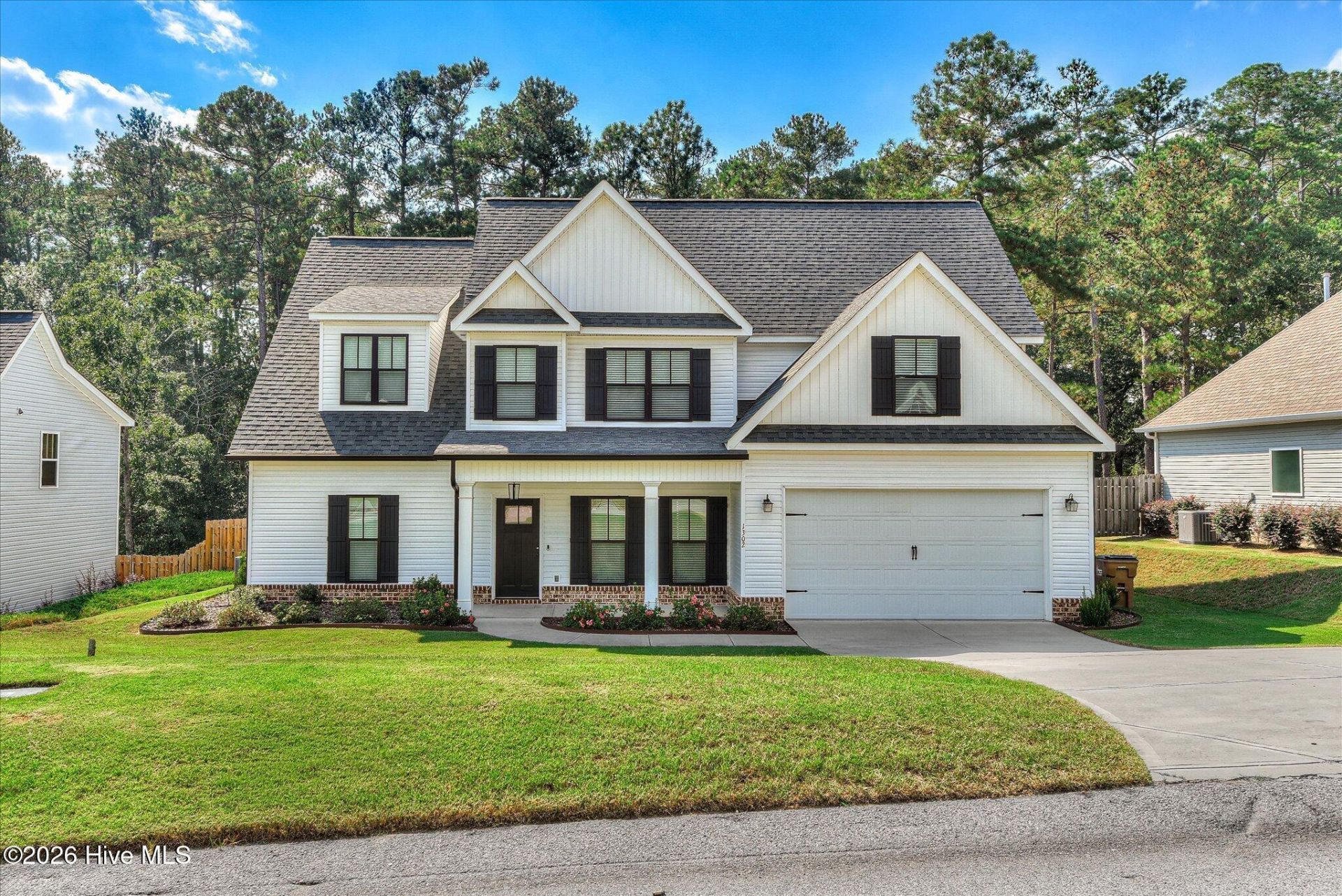 1302 Lake Greenwood Drive  Photo 4