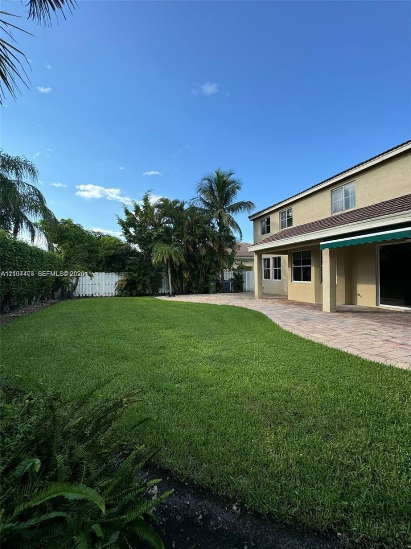 1559 Elm Grove Rd , Weston, FL 33327 Photo