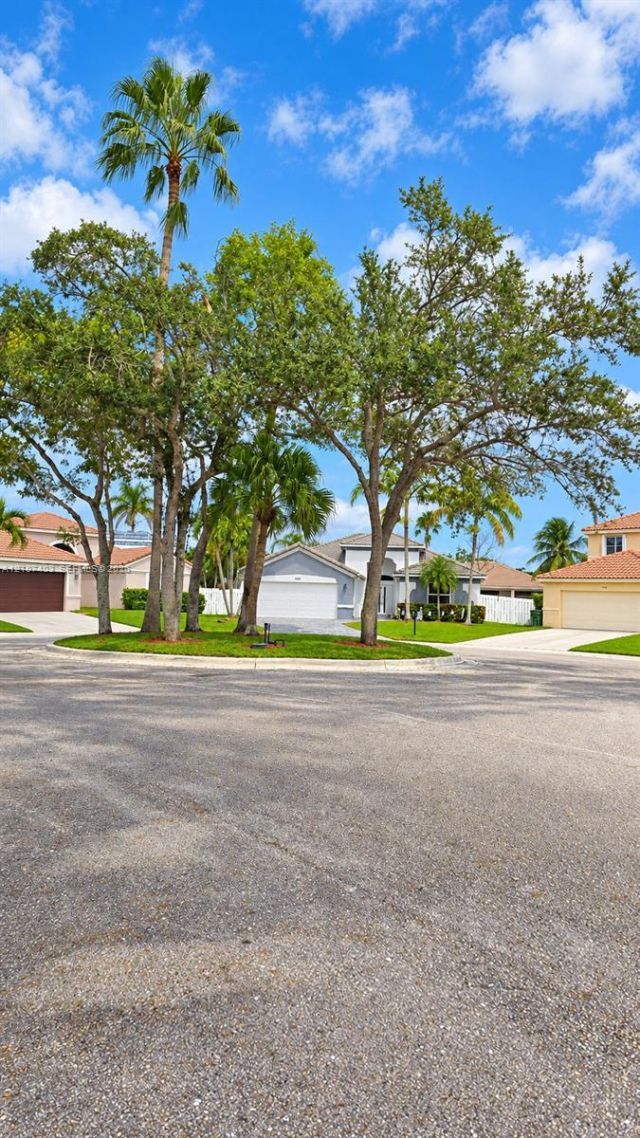 1559 Elm Grove Rd , Weston, FL 33327 Photo