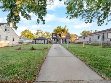18634 Wood Street, Melvindale, Mi 48122