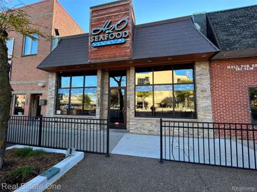 3233 Biddle Avenue , Wyandotte, Mi 48192