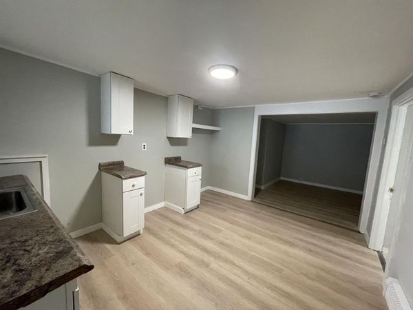 52 Chestnut Avenue, Unit 2, Rutland City, VT 05701