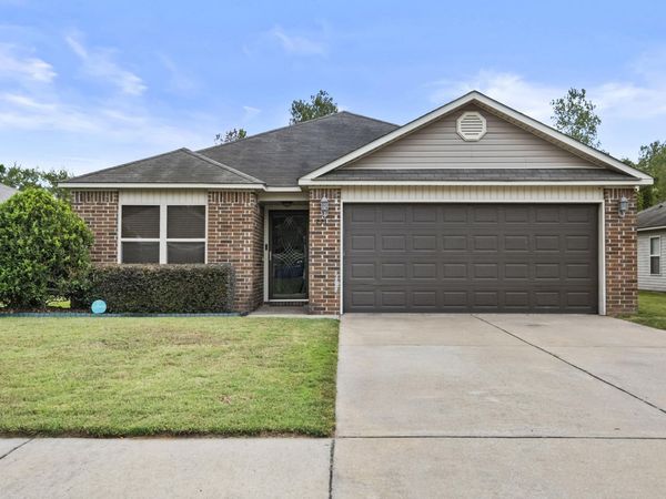 221 Saunders , North Little Rock, AR 72117