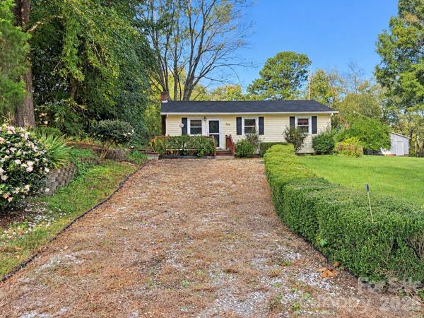 586 Shiloh Road , Statesville, NC 28677