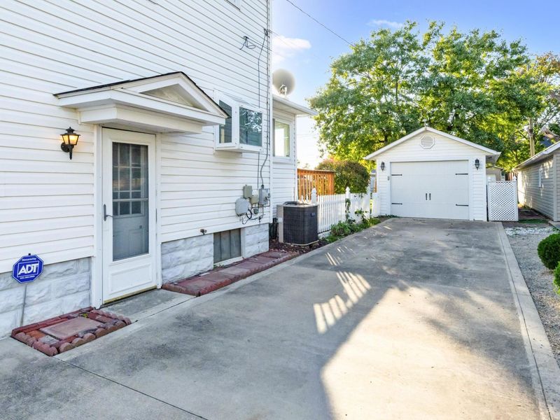 47 S 22nd Street, Newark, OH 43055 Photo 4