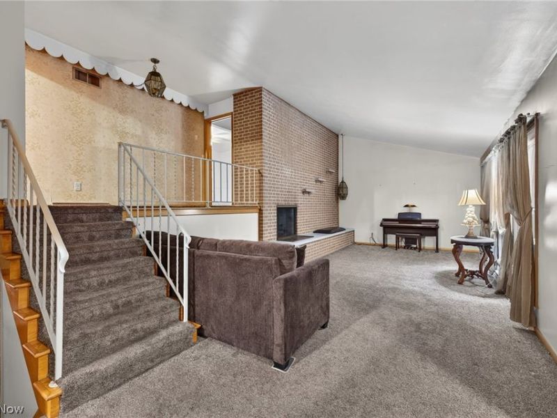 200 Manor Drive, Columbiana, OH 44408 Photo 14