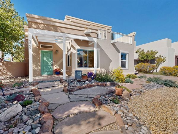 4309 Vuelta Dorado , Santa Fe, NM 87507